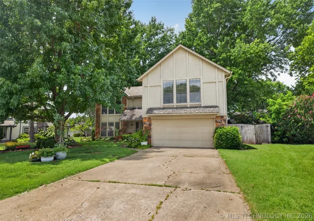 Photo 2 of Single family home for sale at 8712 S 77th Eastplace, Tulsa, OK 74133 | MLS# 2625684 | Listing updated on 2026-09-13