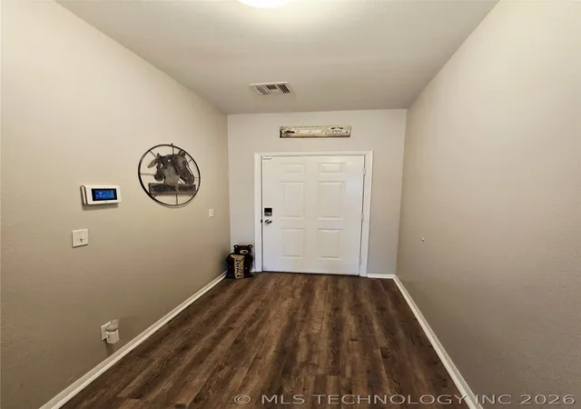 Photo 3 of Sale Pending at 2801 Lariat Ln, Claremore, OK 74017 | MLS# 2625754 | Listing updated on 2026-08-31