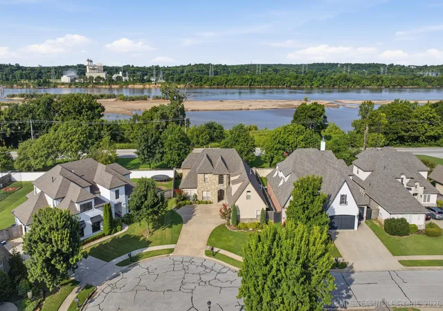 Photo 3 of Single family home for sale at 11874 S Oswego Ave, Tulsa, OK 74137 | MLS# 2625775 | Listing updated on 2026-09-14