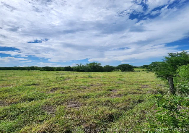 Photo 2 of Sale Pending at Knobb Rd, Kingston, OK 73439 | MLS# 2625816 | Listing updated on 2026-10-21