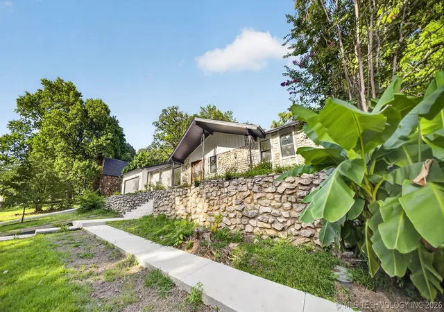 Photo 1 of Single family home for sale at 7725 S Quebec Ave, Tulsa, OK 74136 | MLS# 2625444 | Listing updated on 2026-09-02