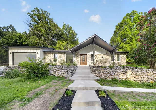 Photo 2 of Single family home for sale at 7725 S Quebec Ave, Tulsa, OK 74136 | MLS# 2625444 | Listing updated on 2026-09-02