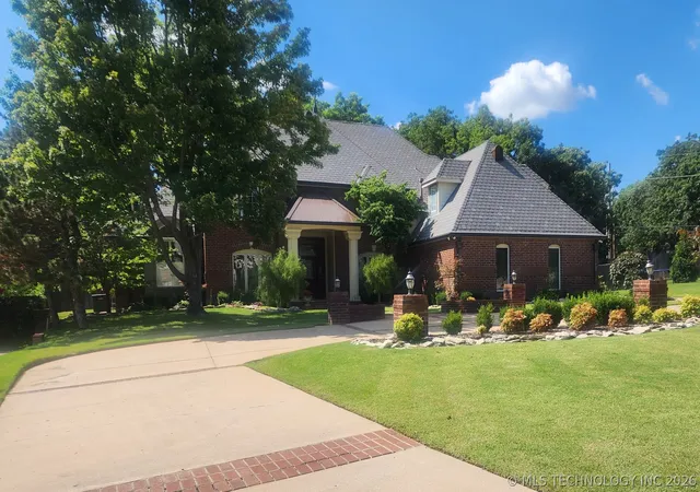 Photo 3 of Single family home for sale at 5101 E 79th Street, Tulsa, OK 74136 | MLS# 2625713 | Listing updated on 2026-10-05
