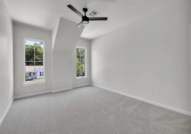 Photo 31 of Single family home for sale at 4958 S Boston Pl, Tulsa, OK 74105 | MLS# 2625195 | Listing updated on 2026-10-07