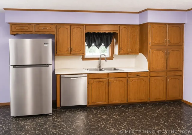 Photo 3 of Single family home for sale at 27697 Rock Crk, Shady Point, OK 74956 | MLS# 2625942 | Listing updated on 2026-09-25