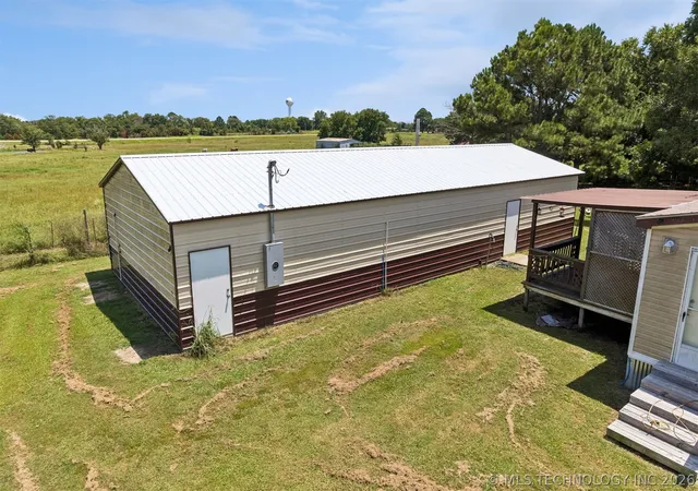 Photo 3 of Manufactured home for sale at 422 N Gibson, Dustin, OK 74839 | MLS# 2625940 | Listing updated on 2026-09-08