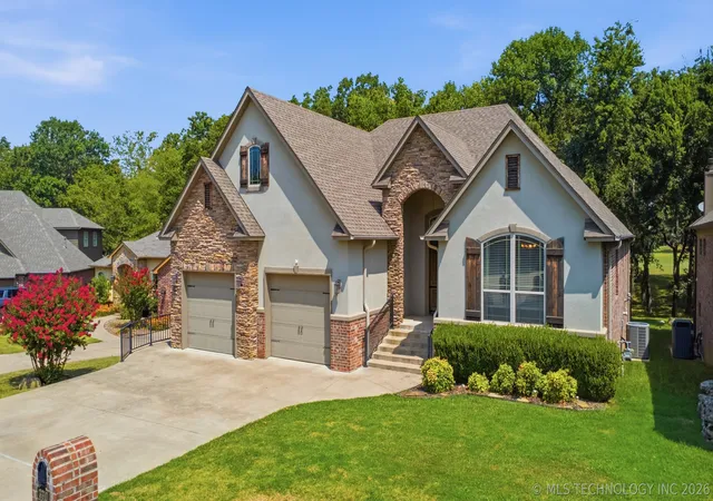 Photo 3 of Single family home for sale at 3310 Harbour Town Pl, Claremore, OK 74019 | MLS# 2625851 | Listing updated on 2026-08-31