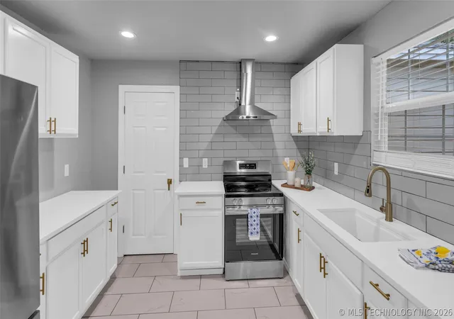 Photo 2 of Single family home for sale at 4681 N Boulder Ave, Tulsa, OK 74126 | MLS# 2626228 | Listing updated on 2026-09-02