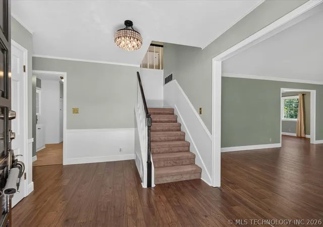 Photo 4 of Single family home for sale at 1902 Skyline Pl, Bartlesville, OK 74006 | MLS# 2625812 | Listing updated on 2026-09-14