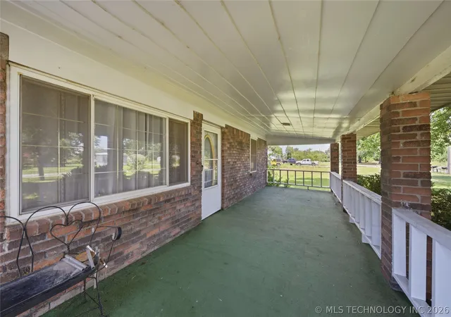 Photo 4 of Single family home for sale at 2732 Old Airport, Pryor, OK 74361 | MLS# 2626303 | Listing updated on 2026-09-25