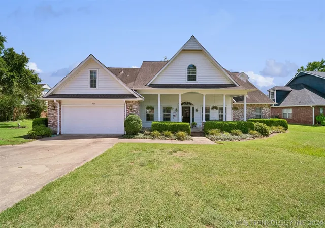 Photo 1 of Single family home for sale at 1406 Ne Oakridge Dr, Claremore, OK 74017 | MLS# 2625901 | Listing updated on 2026-09-07