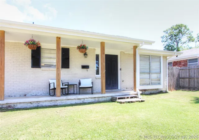 Photo 2 of Sale Pending at 5518 Harvard Dr, Bartlesville, OK 74006 | MLS# 2624504 | Listing updated on 2026-09-12