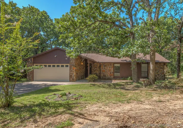 Photo 1 of Single family home for sale at 15800 E 183rd Street S, Bixby, OK 74008 | MLS# 2626265 | Listing updated on 2026-09-09