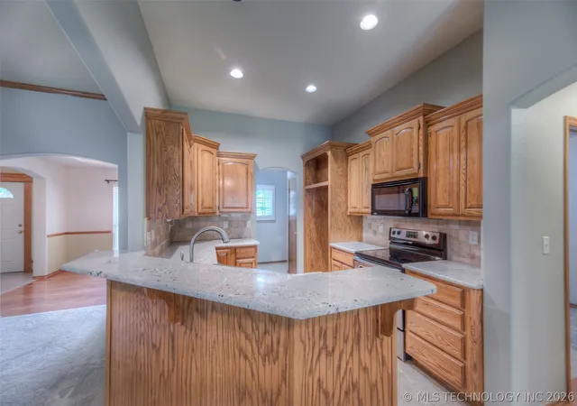 Photo 2 of Single family home for sale at 26382 E 111th Court, Coweta, OK 74429 | MLS# 2626417 | Listing updated on 2026-09-07