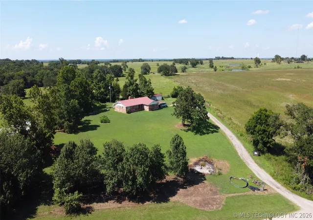 Photo 3 of Single family home for sale at 371126 E 990 Road, Castle, OK 74833 | MLS# 2626447 | Listing updated on 2026-09-14