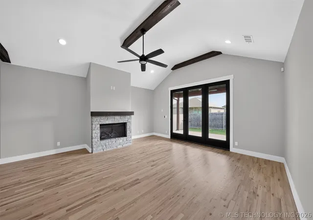 Photo 4 of Single family home for sale at 2042 E 130th Street, Jenks, OK 74037 | MLS# 2626263 | Listing updated on 2026-09-07