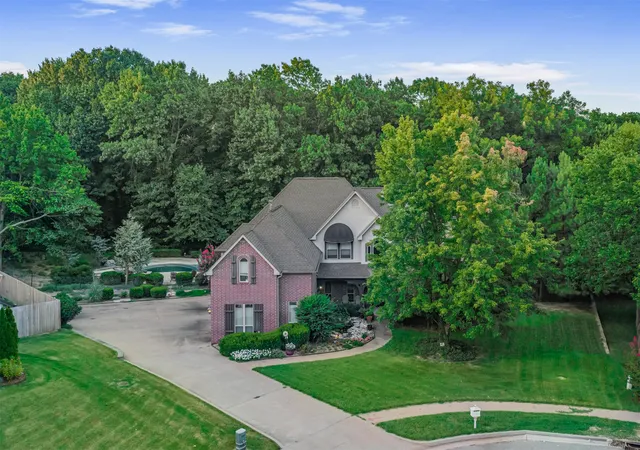 Photo 1 of Sale Pending at 6301 S 5th Avenue, Broken Arrow, OK 74011 | MLS# 2626566 | Listing updated on 2026-09-16
