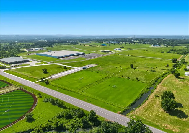 Photo 4 of Land for sale at 1045 W Allen Rd, Tahlequah, OK 74464 | MLS# 2626469 | Listing updated on 2026-09-15