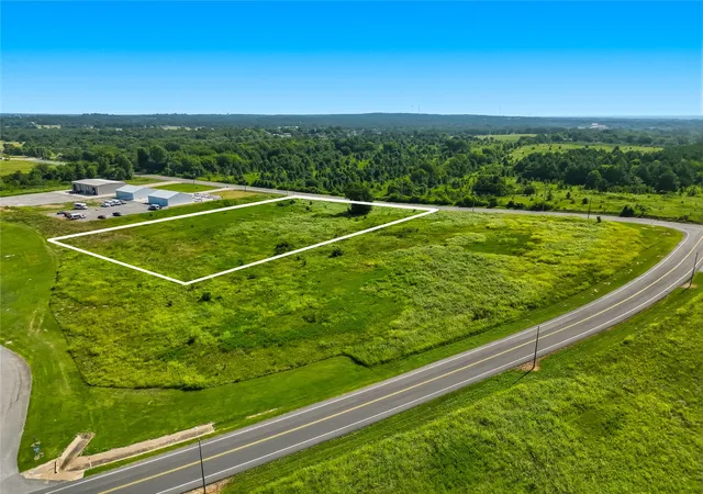 Photo 3 of Land for sale at 1010 Moccasin Ave, Tahlequah, OK 74464 | MLS# 2626498 | Listing updated on 2026-09-15