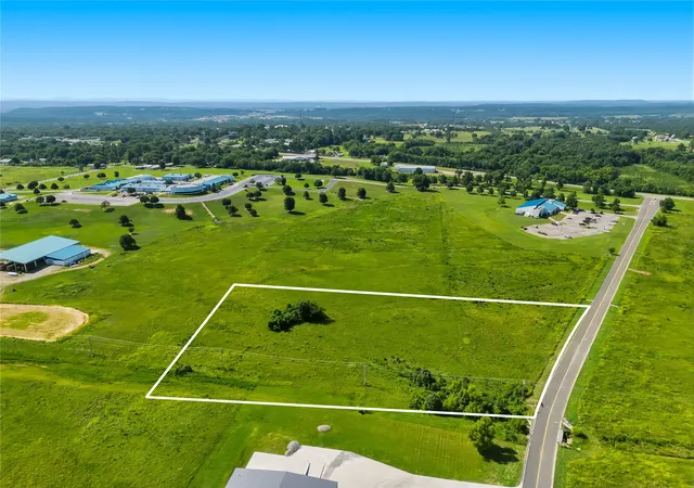 Photo 1 of Land for sale at 360 Main Pkwy, Tahlequah, OK 74464 | MLS# 2626495 | Listing updated on 2026-09-15