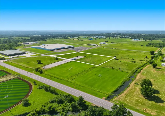 Photo 3 of Land for sale at 1193 Main Pkwy, Tahlequah, OK 74464 | MLS# 2626477 | Listing updated on 2026-09-15