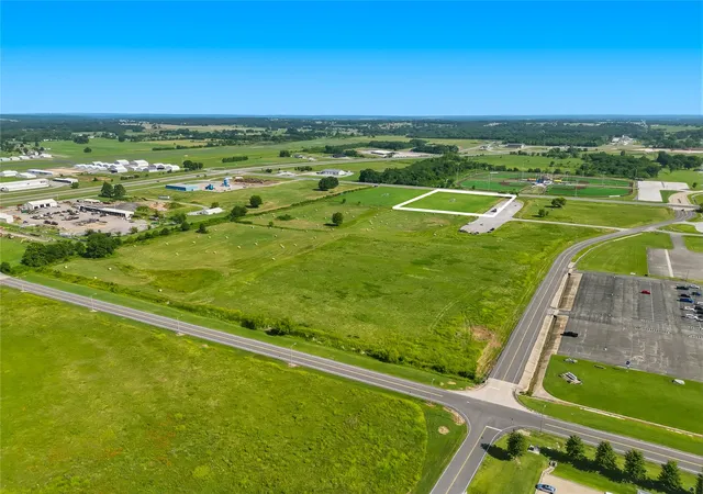 Photo 4 of Land for sale at 1047 W Allen Rd, Tahlequah, OK 74464 | MLS# 2626470 | Listing updated on 2026-09-15