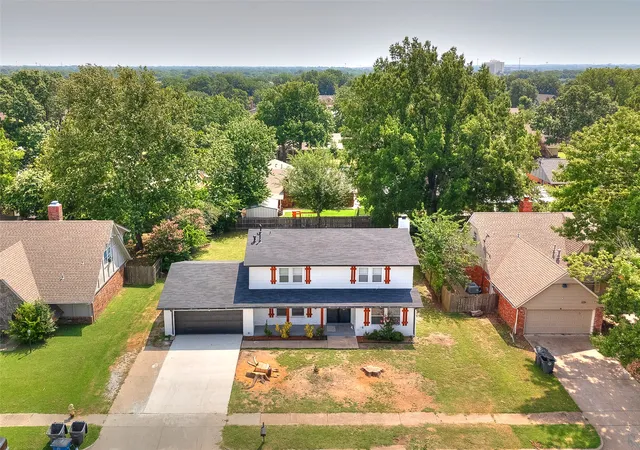Photo 3 of Sale Pending at 3829 S 98th Avenue E, Tulsa, OK 74146 | MLS# 2626651 | Listing updated on 2026-10-05