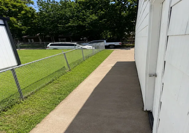 Photo 3 of Sale Pending at 1804 N Evanston Ave, Tulsa, OK 74110 | MLS# 2626697 | Listing updated on 2026-09-08