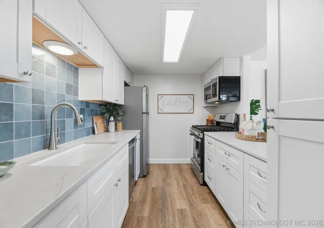 Photo 4 of Condo for sale at 410 W 7th Street #428, Tulsa, OK 74119 | MLS# 2626558 | Listing updated on 2026-09-13