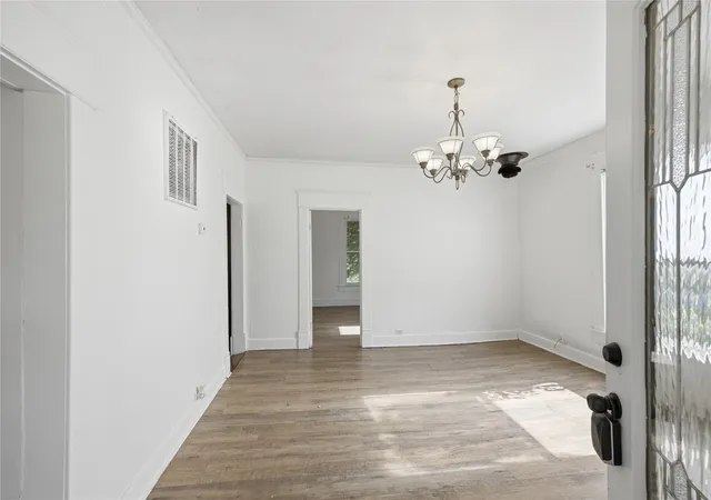 Photo 3 of Sale Pending at 422 S Bristow Ave, Coweta, OK 74429 | MLS# 2626725 | Listing updated on 2026-09-08
