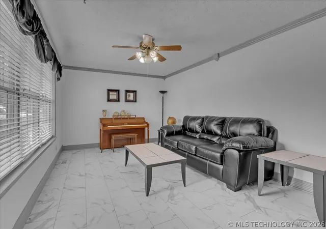Photo 3 of Single family home for sale at 340 Se 15th Street, Pryor, OK 74361 | MLS# 2626608 | Listing updated on 2026-09-29