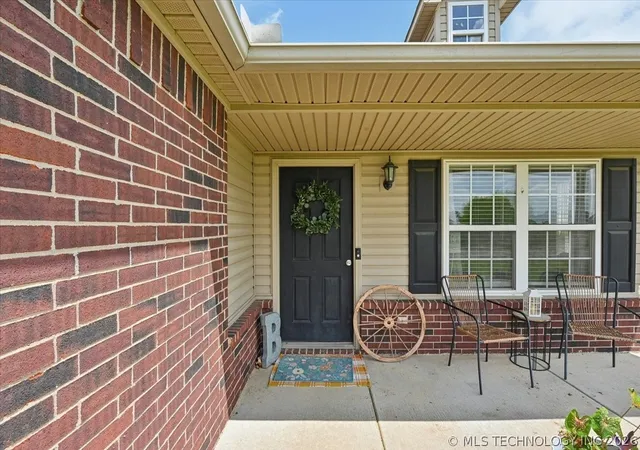 Photo 3 of Single family home for sale at 63 W Fairlane Dr, Sapulpa, OK 74066 | MLS# 2626675 | Listing updated on 2026-10-07