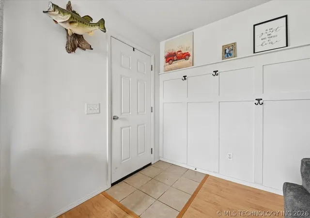 Photo 3 of Single family home for sale at 63 W Fairlane Dr, Sapulpa, OK 74066 | MLS# 2626675 | Listing updated on 2026-10-07