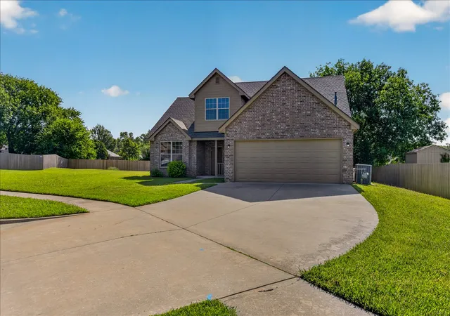 Photo 1 of Sale Pending at 1908 Barnett Ct, Bartlesville, OK 74006 | MLS# 2626736 | Listing updated on 2026-09-03