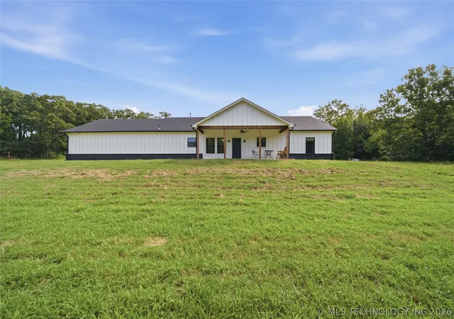 Single family home for sale at 23290 E 320 Road, Chelsea, OK 74016 | MLS# 2626645