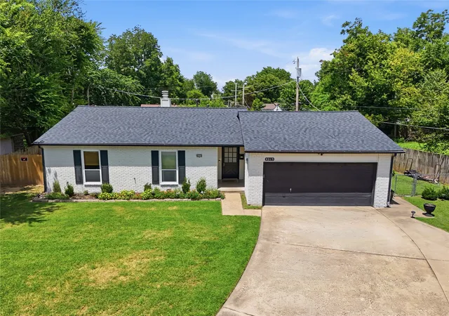 Photo 2 of Single family home for sale at 4315 S Detroit Ave, Tulsa, OK 74105 | MLS# 2626762 | Listing updated on 2026-09-14