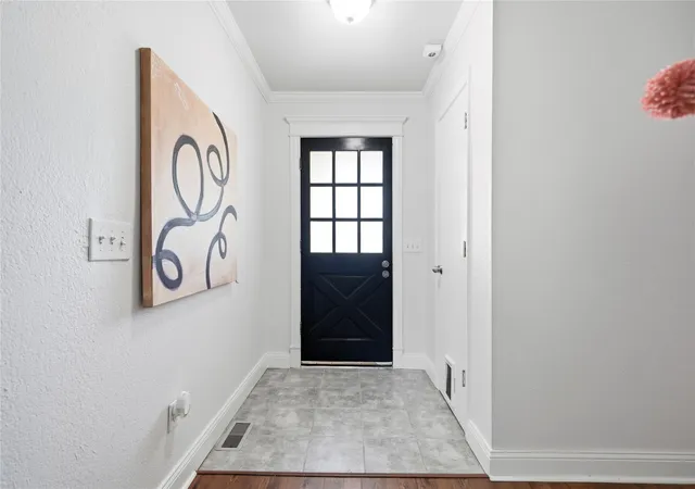 Photo 3 of Single family home for sale at 4315 S Detroit Ave, Tulsa, OK 74105 | MLS# 2626762 | Listing updated on 2026-09-14