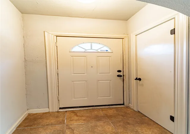 Photo 3 of Single family home for sale at 1620 Boston St, Muskogee, OK 74401 | MLS# 2626887 | Listing updated on 2026-09-05