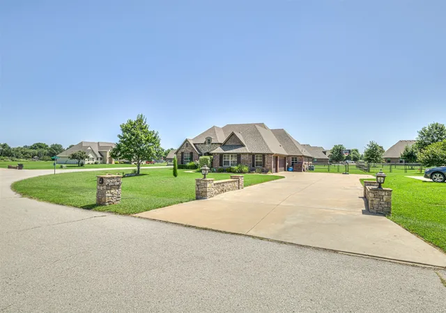 Photo 2 of Single family home for sale at 6991 N 194th Avenue E, Owasso, OK 74055 | MLS# 2626888 | Listing updated on 2026-09-28