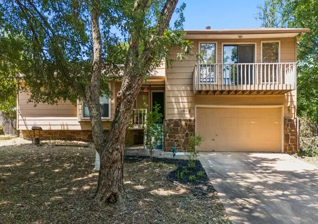 Photo 3 of Single family home for sale at 11962 S 267th Eastavenue, Coweta, OK 74429 | MLS# 2626959 | Listing updated on 2026-09-11
