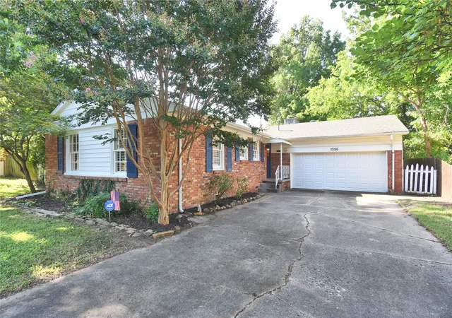 Photo 2 of Sale Pending at 1598 E 60th Place, Tulsa, OK 74105 | MLS# 2626979 | Listing updated on 2026-10-21