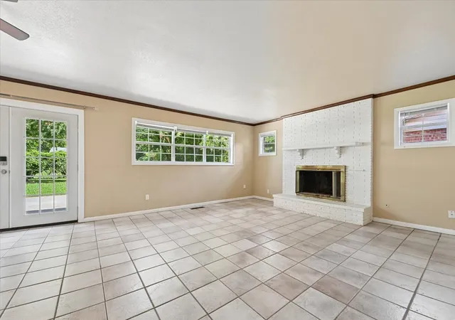 Photo 4 of Sale Pending at 1367 E 46th Street, Tulsa, OK 74105 | MLS# 2626954 | Listing updated on 2026-09-08