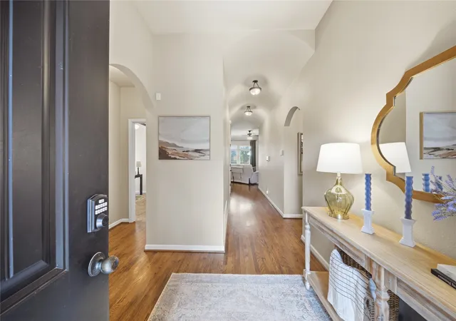 Photo 3 of Sale Pending at 3906 S Maple Ave, Sand Springs, OK 74063 | MLS# 2624675 | Listing updated on 2026-09-14