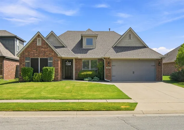 Photo 1 of Single family home for sale at 20609 E 32nd Place S, Broken Arrow, OK 74014 | MLS# 2627128 | Listing updated on 2026-09-08