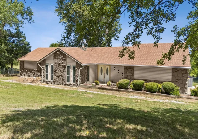 Photo 2 of Single family home for sale at 31475 Dunegan Rd, Mannford, OK 74044 | MLS# 2627261 | Listing updated on 2026-09-03