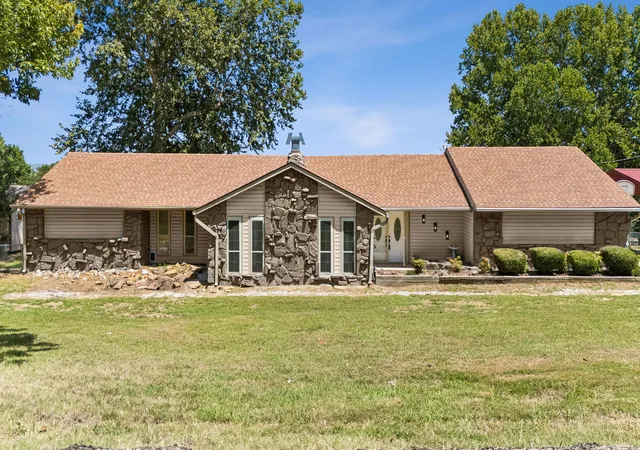 Photo 4 of Single family home for sale at 31475 Dunegan Rd, Mannford, OK 74044 | MLS# 2627261 | Listing updated on 2026-09-03