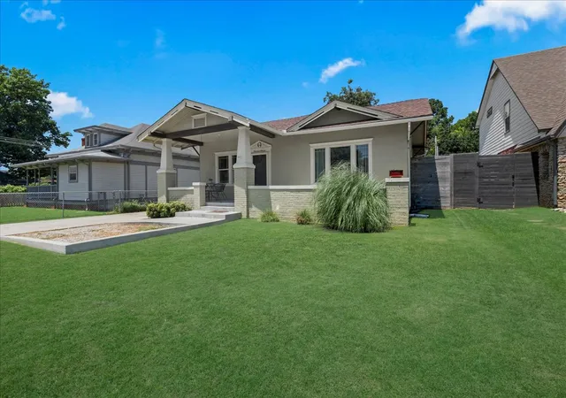 Photo 3 of Single family home for sale at 1411 E 36th Street, Tulsa, OK 74105 | MLS# 2627029 | Listing updated on 2026-09-09
