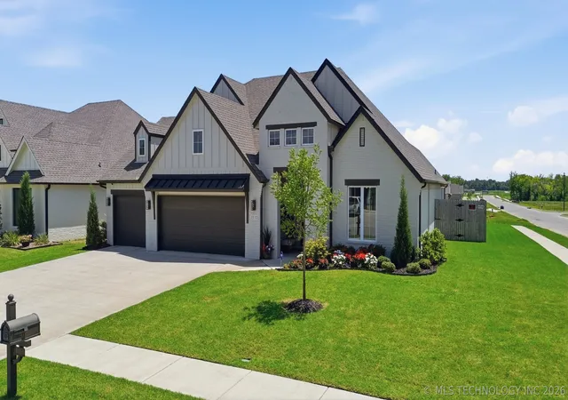 Photo 2 of Single family home for sale at 3030 E 146th Place S, Bixby, OK 74008 | MLS# 2626994 | Listing updated on 2026-09-14