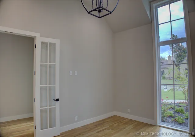 Photo 4 of Single family home for sale at 211 E 34th Street, Tulsa, OK 74105 | MLS# 2627252 | Listing updated on 2026-09-09