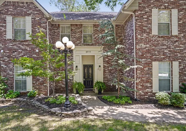 Photo 2 of Sale Pending at 8919 S Lakewood Ave, Tulsa, OK 74137 | MLS# 2627346 | Listing updated on 2026-08-31